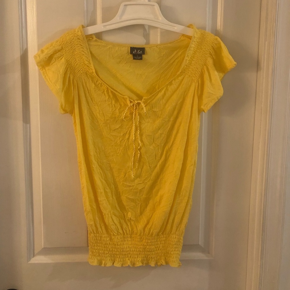 Beautiful Vintage Dots Crinkle Shirt